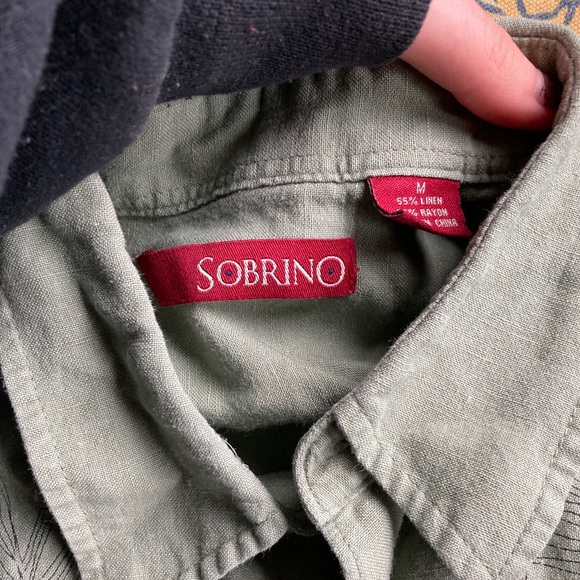 Sobrino Leaf Print Button Up - Picture 4 of 4